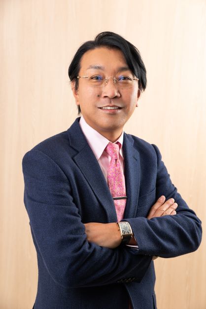 代表取締役　中西　陵